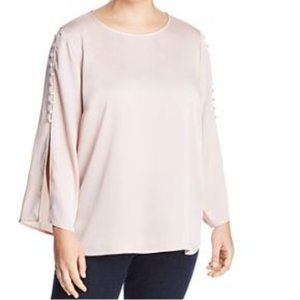 NWT Vince Camuto Womens Blush Pink Bell Sleeve Hammered Slit Blouse Top Plus 2x